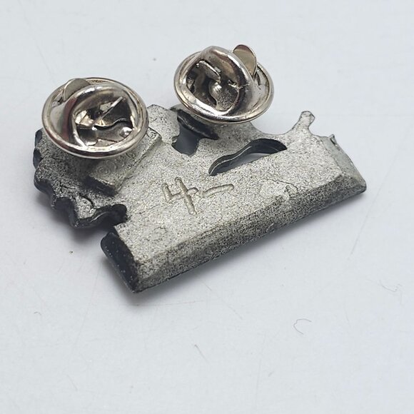 Daytona 1997 Purple Rose Lady Biker Lapel Pin - Picture 3 of 5